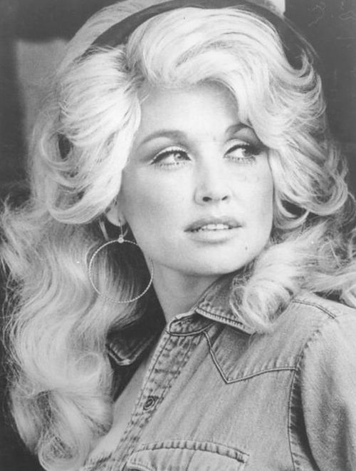 Dolly Parton, platynowa blondyneczka z dupą ze stali i złotym&nbsp;sercem
